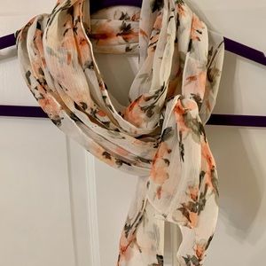 WHBM Woven Scarf